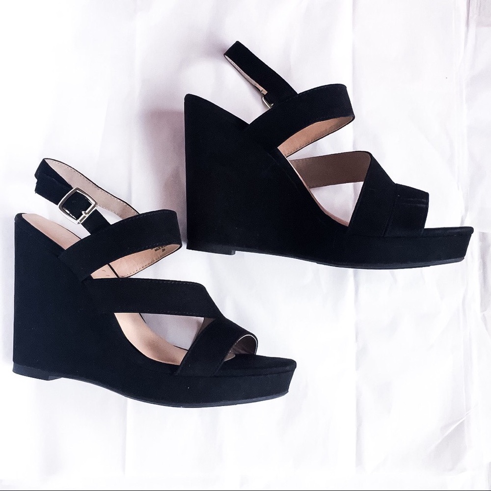Madden Girl Wedged Heels, Black - 7.5 US